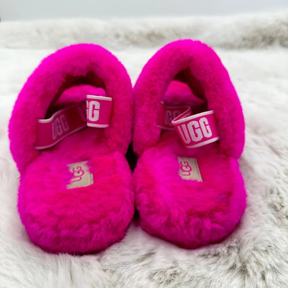 UGG Oh Yeah platform girls slides size 3 sheepskin pink‎ NWOT